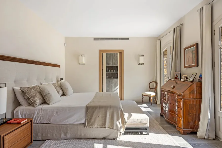 Mougins - Domaine sécurisé, magnifique villa provençale moderne rénovée - 8