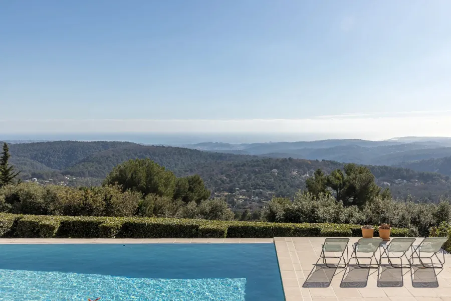 Tourrettes sur Loup - Bastide Provençale avec vue mer - 2