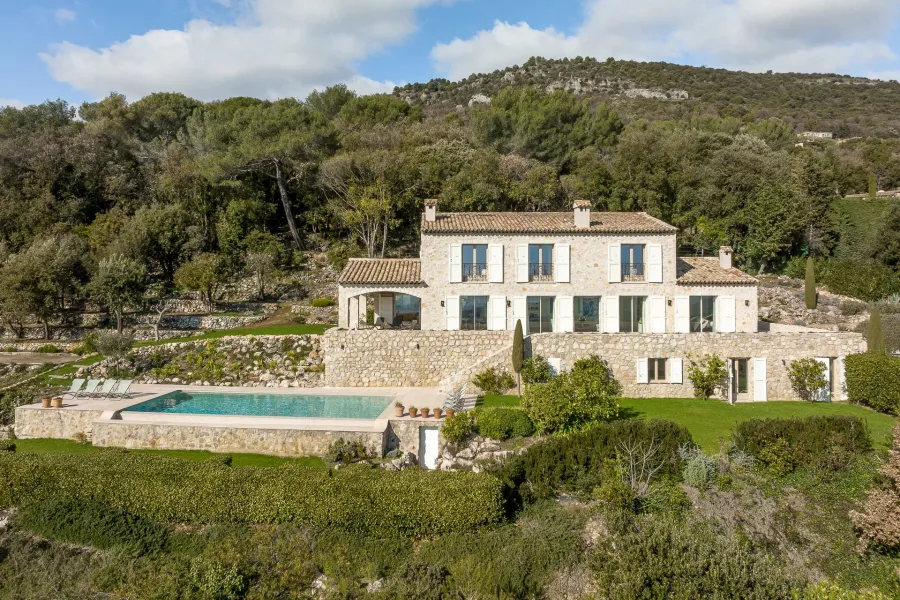Tourrettes sur Loup - Bastide Provençale avec vue mer - 1
