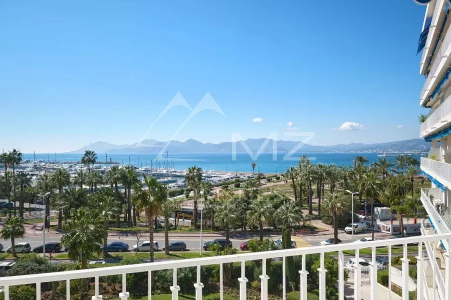CANNES LA CROISETTE SPLENDIDE APPARTEMENT RENOVE 3 CHAMBRES VUE MER - 3
