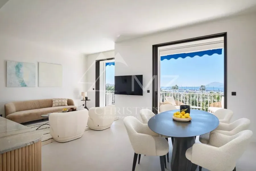 CANNES LA CROISETTE SPLENDIDE APPARTEMENT RENOVE 3 CHAMBRES VUE MER - 5