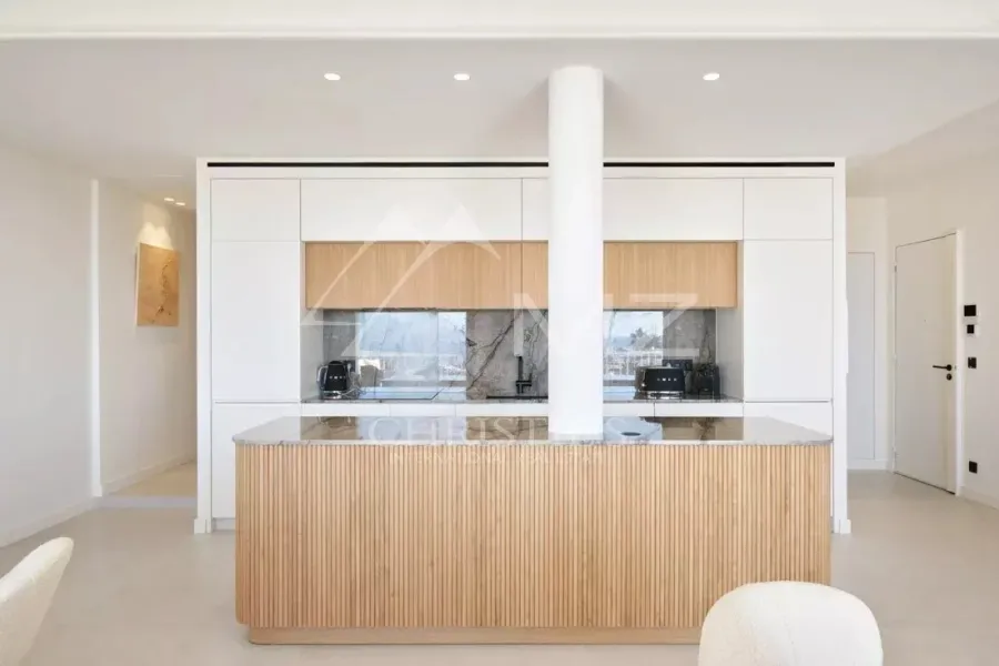 CANNES LA CROISETTE SPLENDIDE APPARTEMENT RENOVE 3 CHAMBRES VUE MER - 6