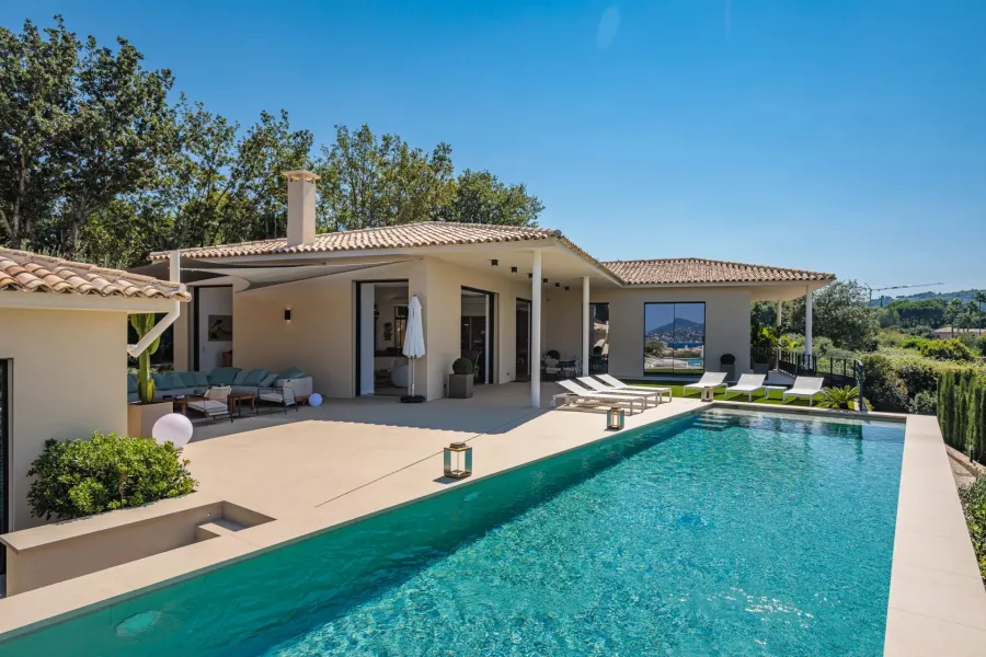 Saint-Tropez centre - Villa contemporaine vue mer exceptionnelle - 2