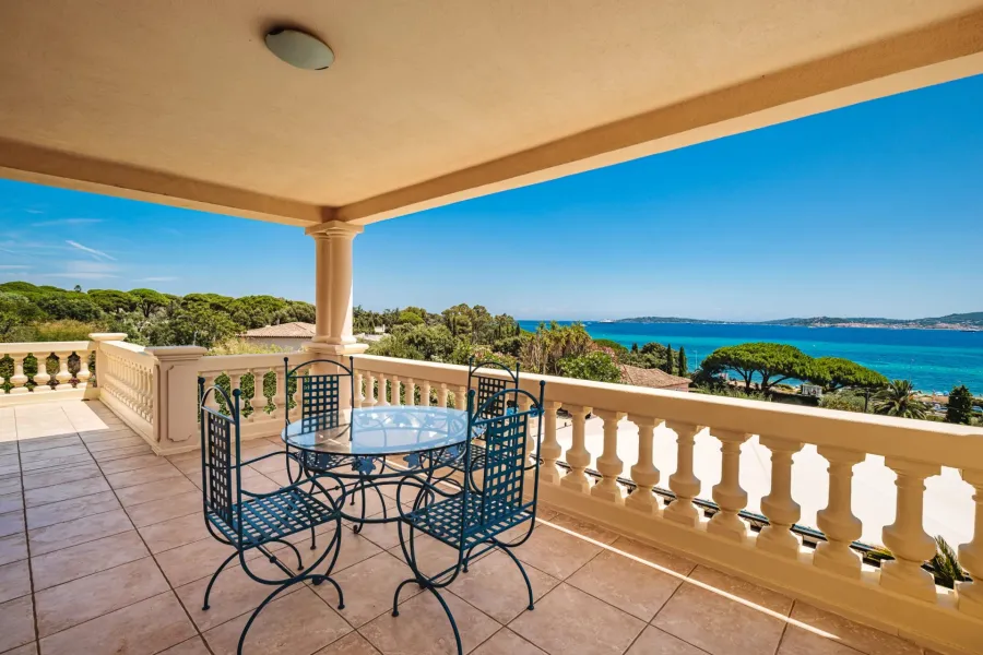 Villa vue mer panaromique sur le village de Saint-Tropez - 9