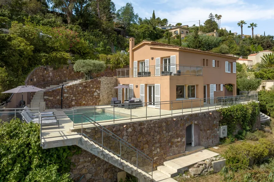 Proche Cannes - Théoule-Sur-Mer - Élégante maison familiale avec vue mer - 3