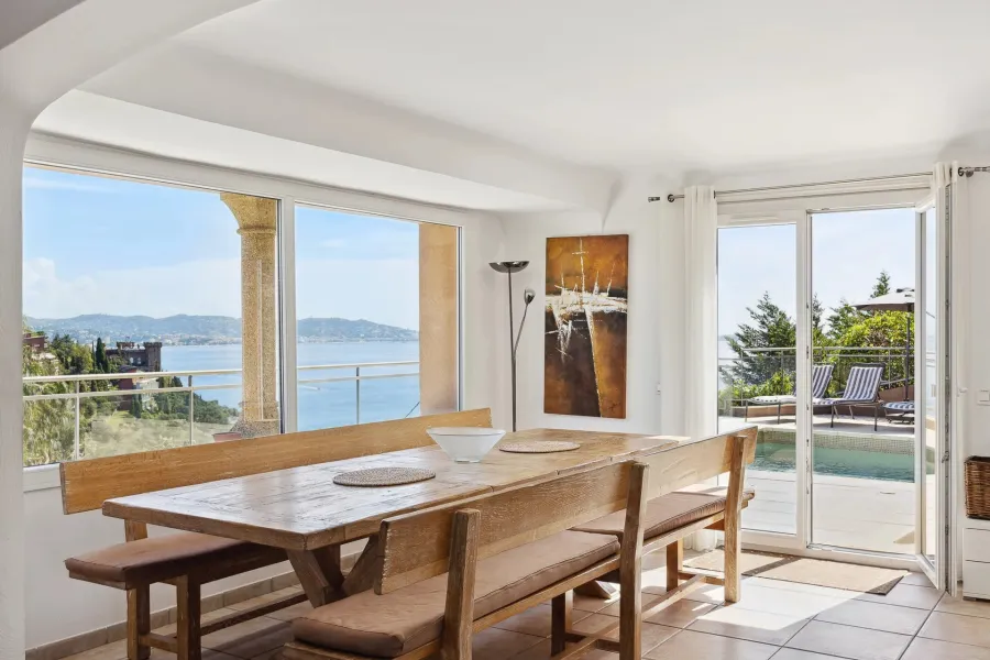 Proche Cannes - Théoule-Sur-Mer - Élégante maison familiale avec vue mer - 4