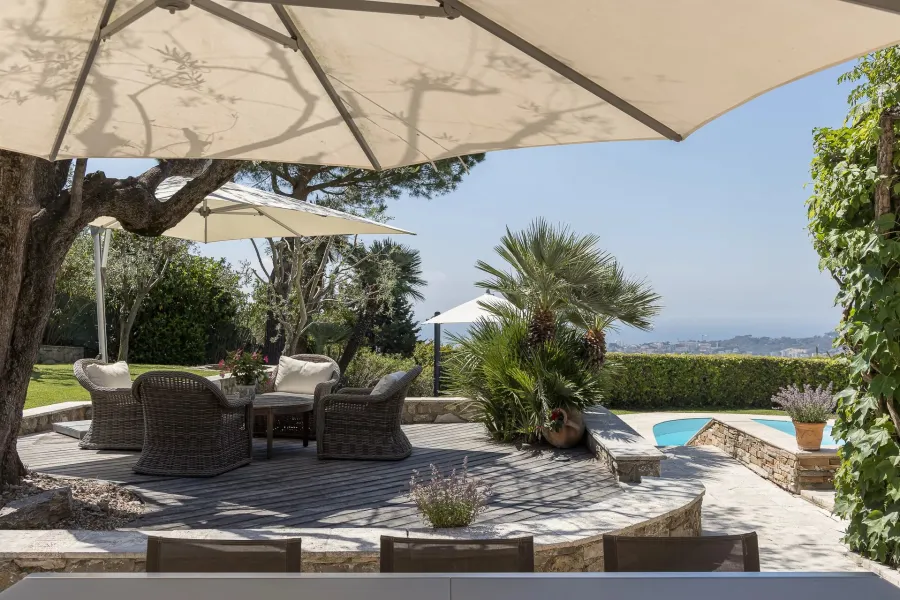 Mougins - Propriété d'architecte / Vue mer panoramique - 9