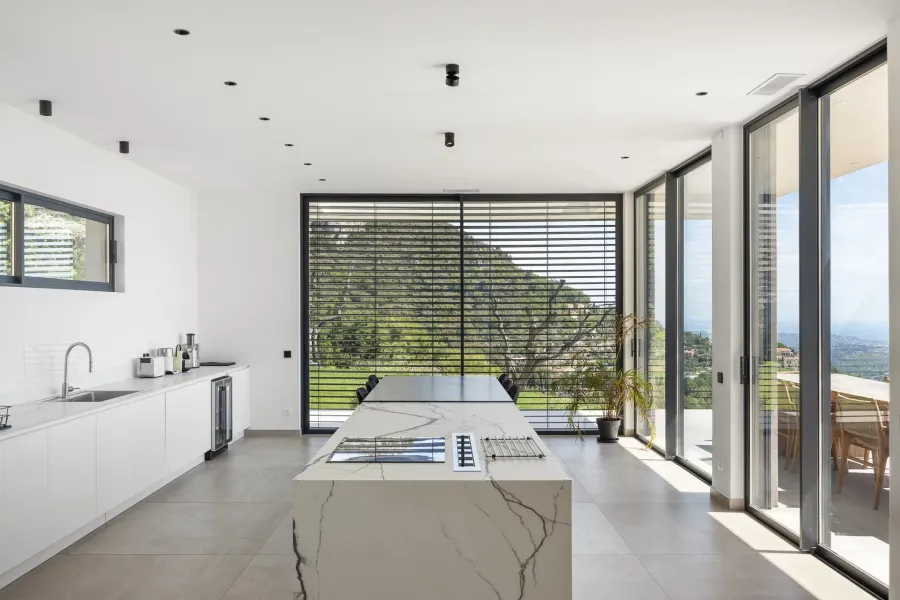 VENCE - Magnifique villa neuve contemporaine vue mer - 8