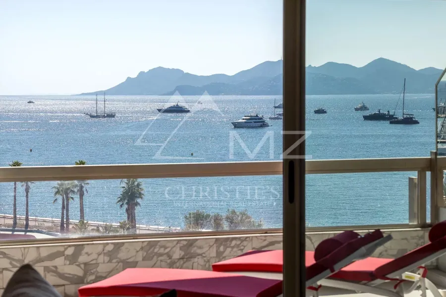 Cannes - Croisette - 3 pièces vue mer panoramique - 4