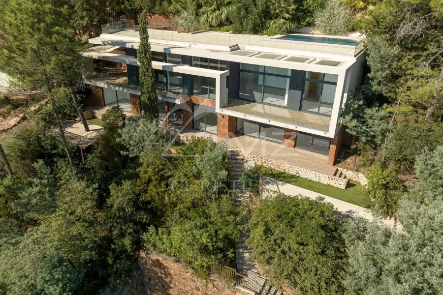 Proche Cannes - Théoule-sur-Mer - Villa Contemporaine