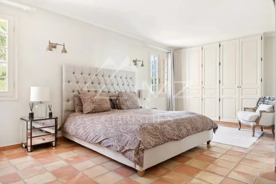 Superbe villa pleine de charme avec vue mer - 9