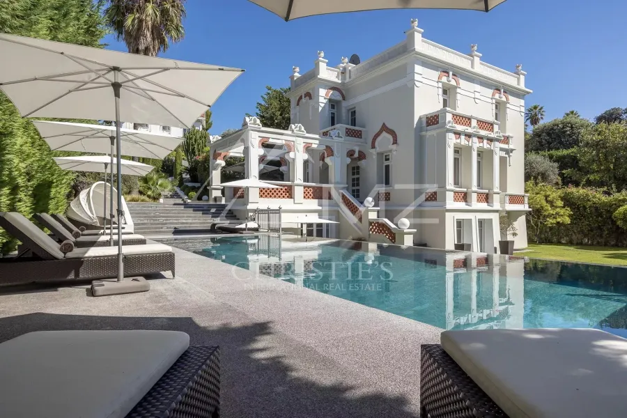 Villa 1900. Versant Ouest du Cap d'Antibes - 2