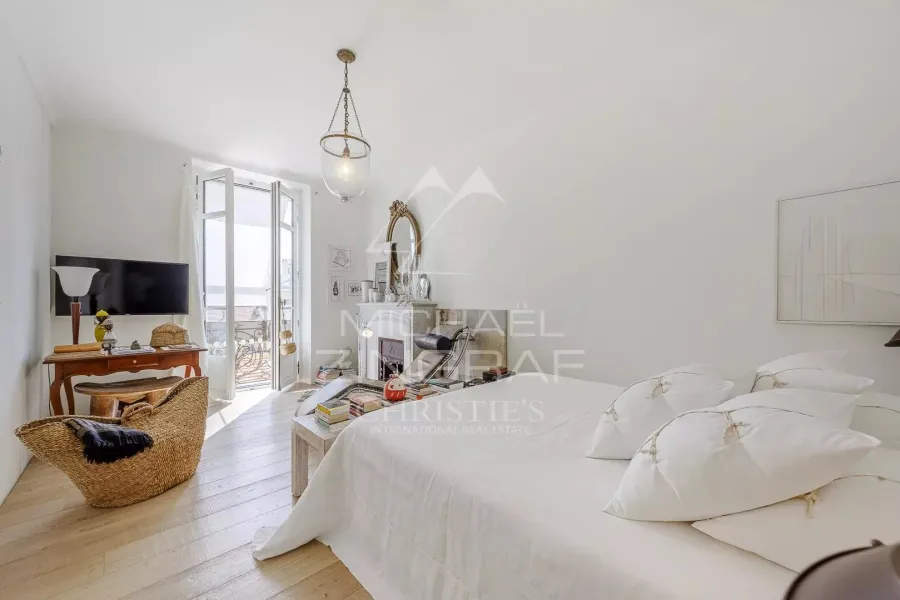 Loft design au dernier étage d’un immeuble bourgeois – Libération - 6