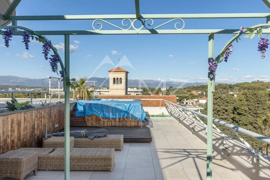 Unique penthouse avec jacuzzi - 5