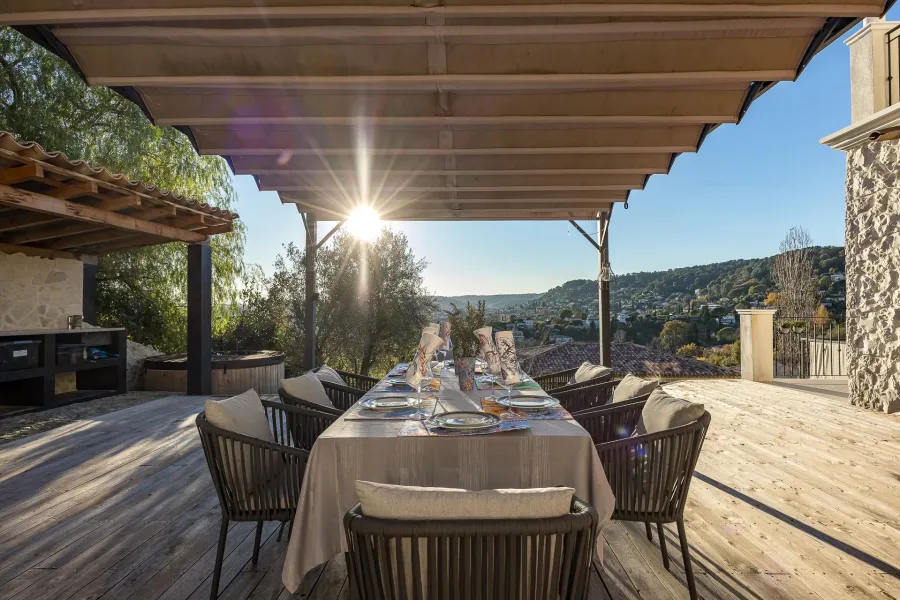 Saint-Paul-de-Vence - À pied du village - Maison neuve contemporaine - 3