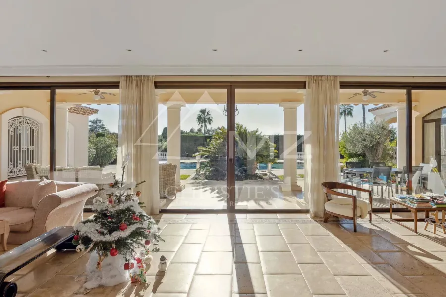 Exceptionnelle propriété dans un domaine privé - 8