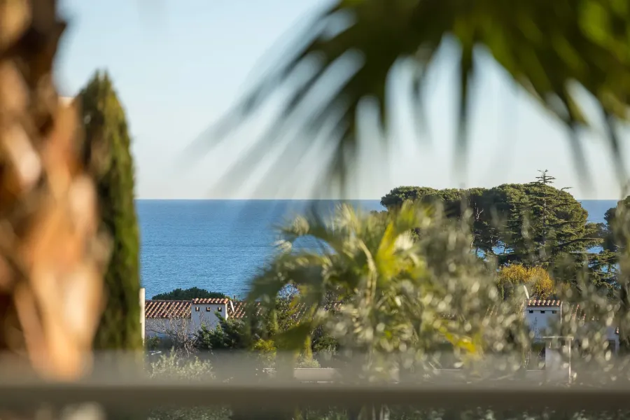 Apartment in a recent residence in Cap d'Antibes - 2
