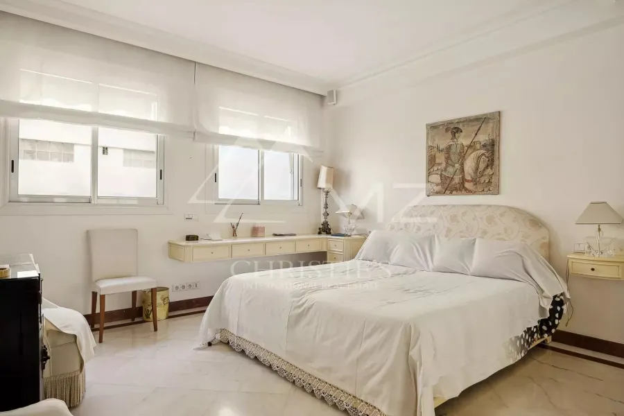 Cannes Croisette – Splendide appartement de 270 m² – Vue mer panoramique exceptionnelle - 9