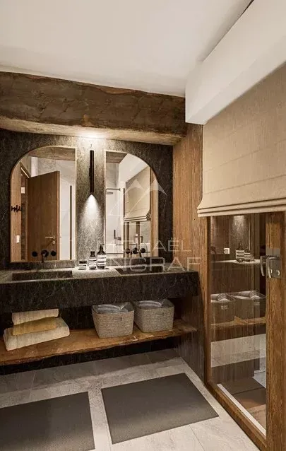 Appartement T5 séjour plafond cathédrale - Petite copropriété "esprit chalet" - 7