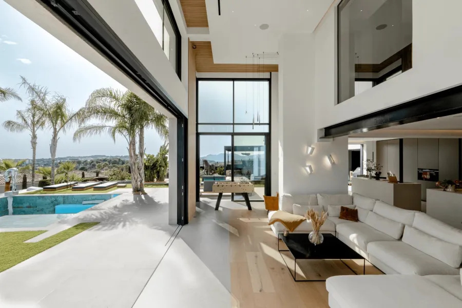 MOUGINS - Magnifique villa contemporaine - 5 chambres - 1