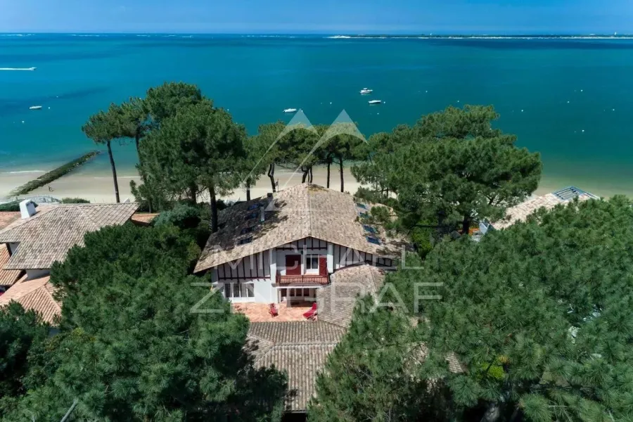 GRANDE VILLA FAMILIALE "LES BRISANTS" - 7