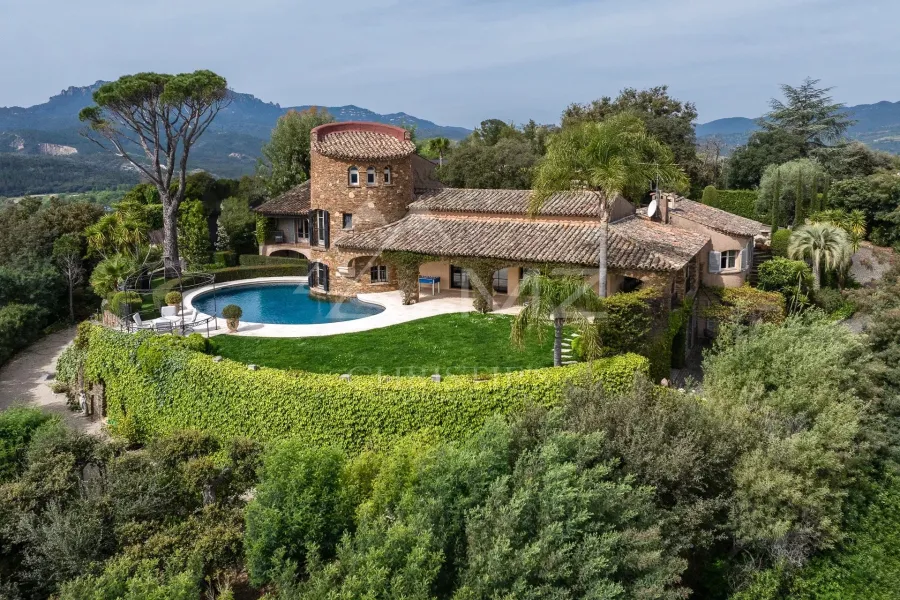 EXCLUSIVITE Mandelieu-la-Napoule - Minelle - Propriété vue mer - 2