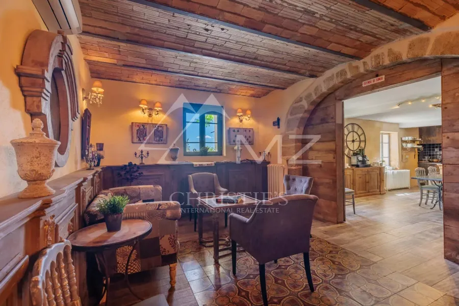 Hôtel particulier du 19ème  proche L'Isle-sur-la-Sorgue - 9
