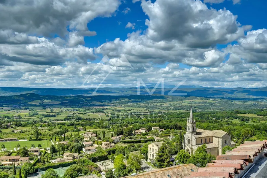 HOTEL RESTAURANT 2* (Murs et fonds) -  AU COEUR DU  LUBERON - VUE PANORAMIQUE EXCEPTIONNELLE.
