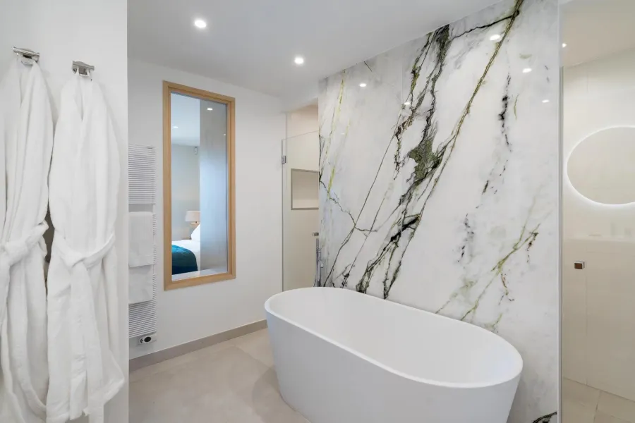 Villa Aqua - Proche Saint-Tropez - Villa neuve pieds dans l'eau - 7