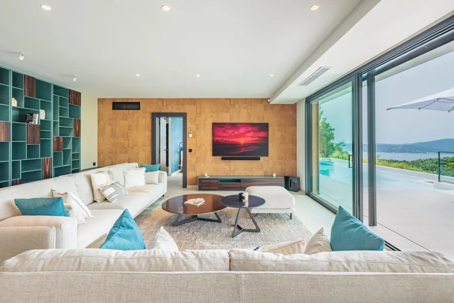 Wunderschöne moderne Villa mit Meerblick – Grimaud - 5