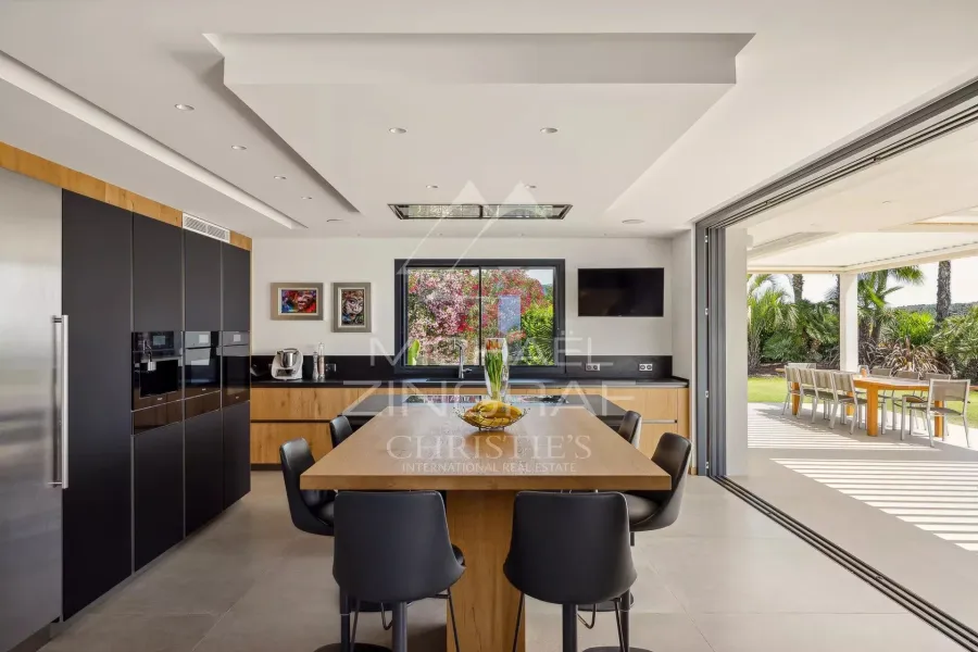 Villa contemporaine avec vue panoramique mer. - 8