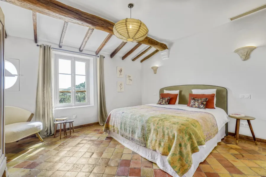 Saint-Paul-de-Vence - Villa provençale avec vue collines et mer - 5 chambres - 8