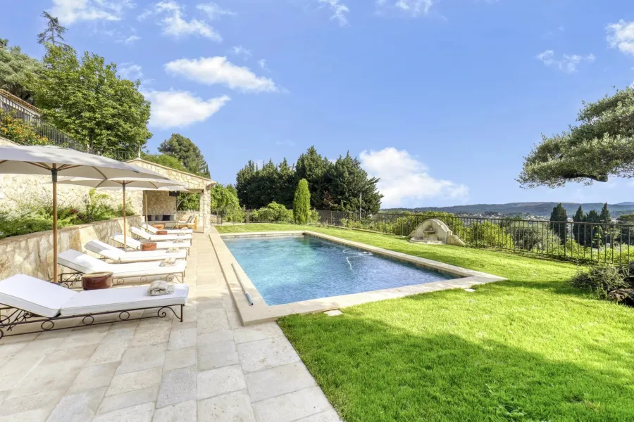 Saint-Paul-de-Vence - Villa provençale avec vue collines et mer - 5 chambres - 3