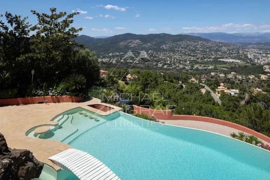 Théoule-sur-Mer - Villa rénovée - Domaine privé - 5