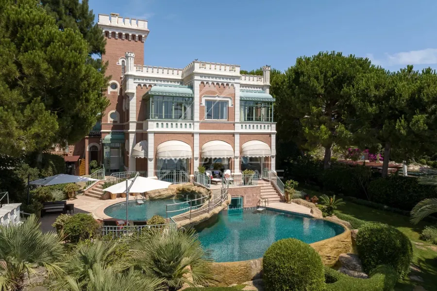 La Vigie - Une icône rare au Cap d'Antibes - 4