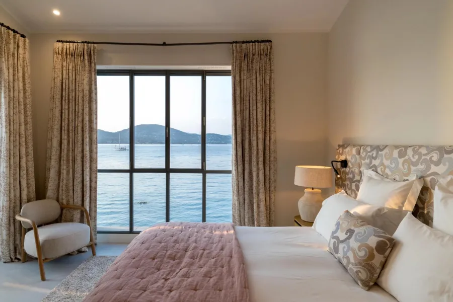 Villa Aqua - Proche Saint-Tropez - Villa neuve pieds dans l'eau - 8