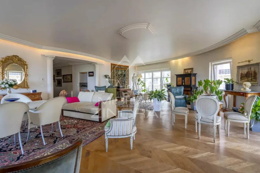 Face à l’Océan : Appartement d’exception face au Palais - 5