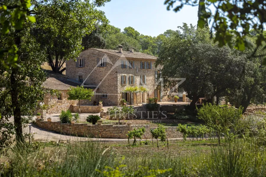 Élégante bastide en pierre au cœur de la Provence verte, entre Le Thoronet et Lorgues. - 2