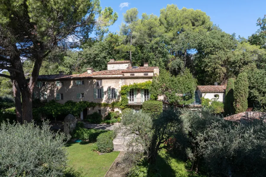 Grasse - Magnifique Mas Provencal