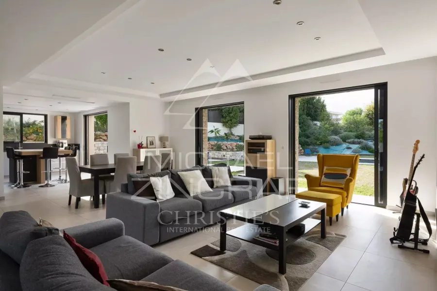 Lumineuse villa contemporaine - 5