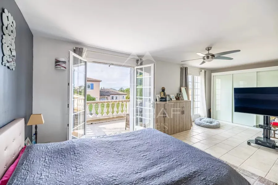 Superbe propriété familiale aux Adrets de l'Estérel - 7