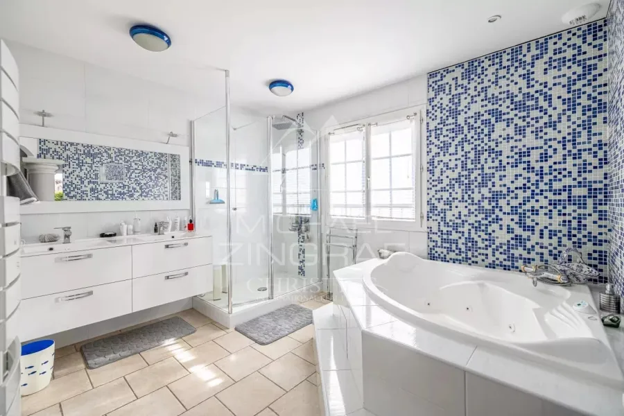Superbe propriété familiale aux Adrets de l'Estérel - 8