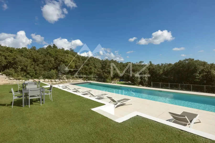 Propriété avec vue panoramique dans un domaine prisé à Mons - 2