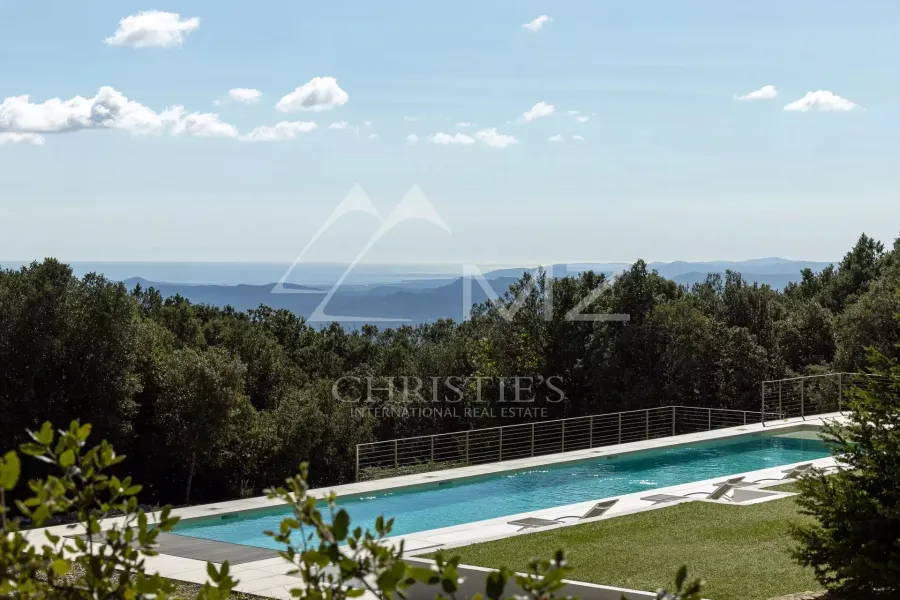 Villa avec vue à couper le souffle - 2
