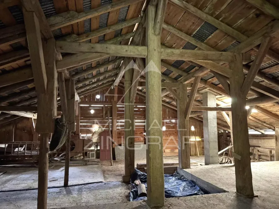 Ferme ancienne avec PC habitation - Vue panoramique Mont Blanc - Potentiel de rénovation - 5