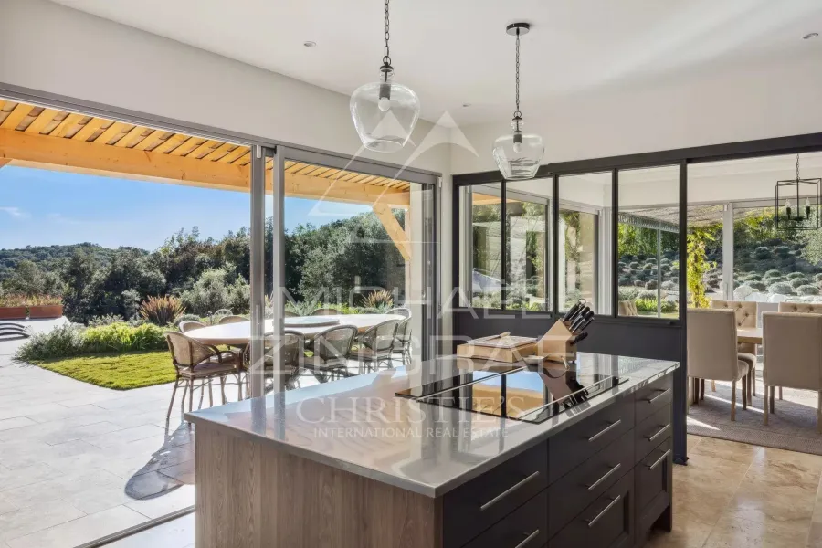 Maison Provençale Moderne avec Vue jusqu'à la Mer - 4