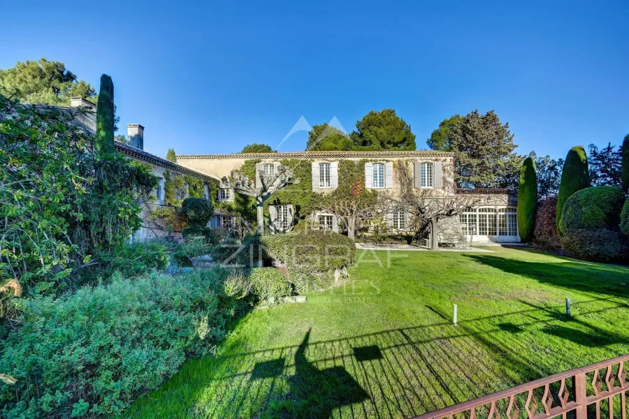 Propriété d'exception proche Maussane les Alpilles - 2