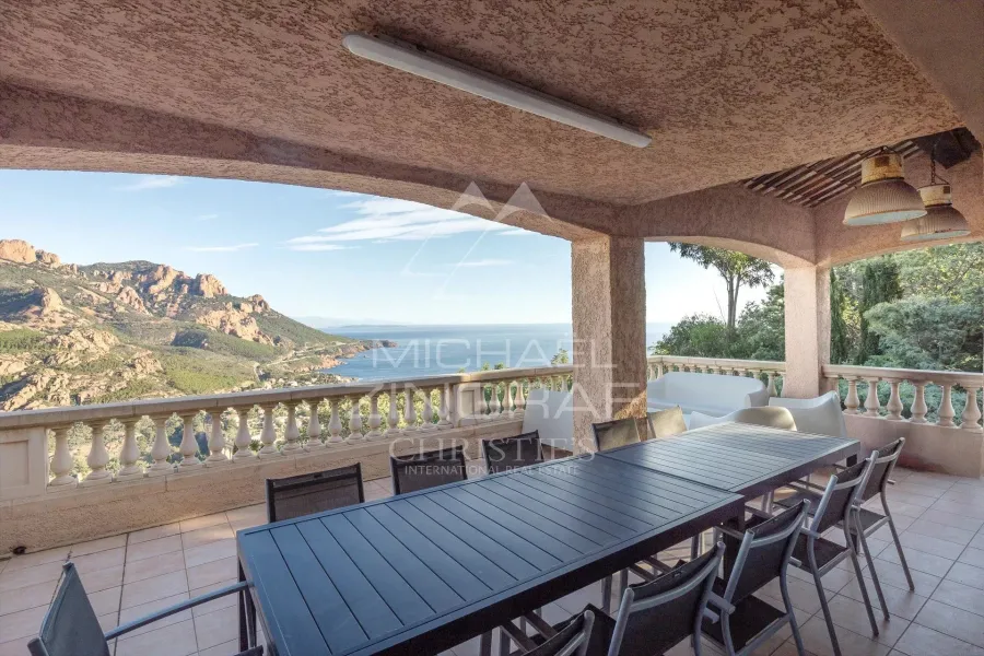 ANTHÉOR - SUPERBE VILLA DOUBLE AVEC VUE MER - 3