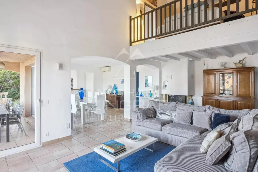ANTHÉOR - SUPERBE VILLA DOUBLE AVEC VUE MER - 4