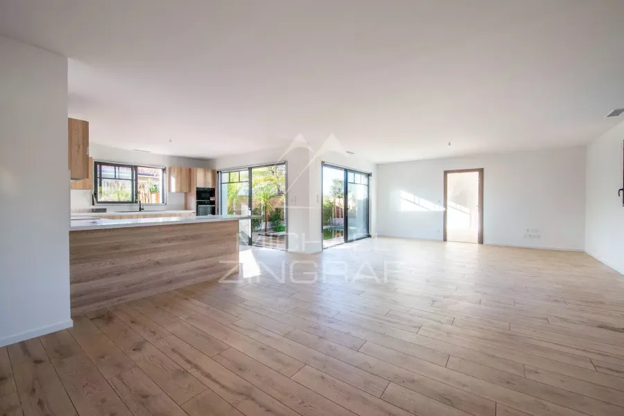 Villa contemporaine avec garage Meyran - 3